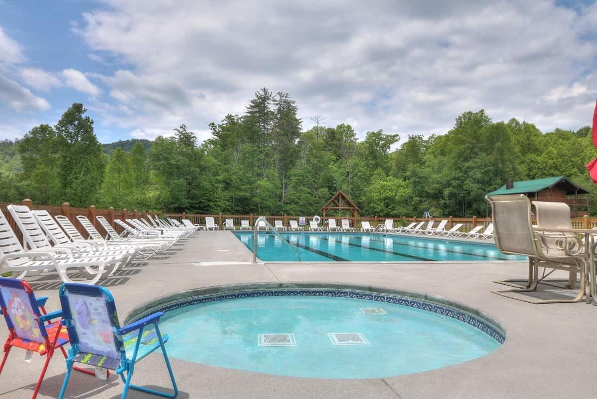 Gorgeous View. Hot Tub. Privacy. Fireplace. Pool & Fishing Access! Сев'єрвілл Екстер'єр фото