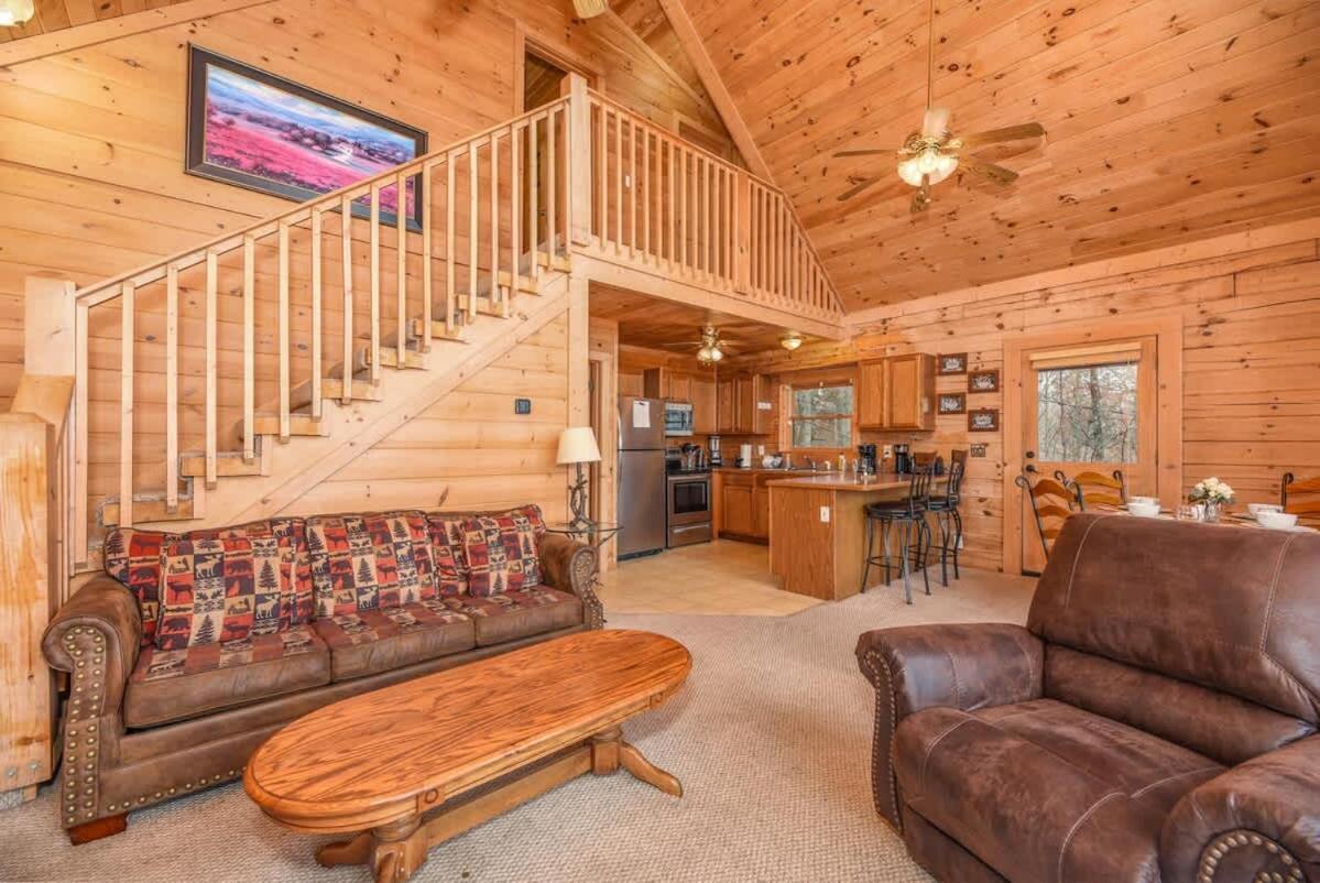 Gorgeous View. Hot Tub. Privacy. Fireplace. Pool & Fishing Access! Сев'єрвілл Екстер'єр фото