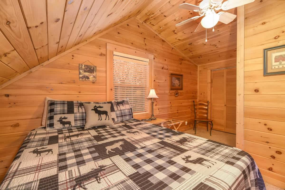 Gorgeous View. Hot Tub. Privacy. Fireplace. Pool & Fishing Access! Сев'єрвілл Екстер'єр фото