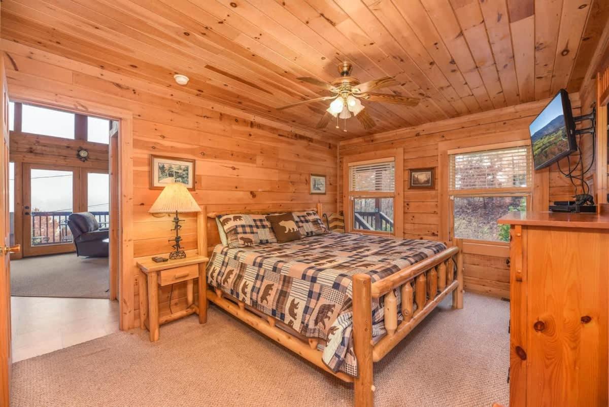 Gorgeous View. Hot Tub. Privacy. Fireplace. Pool & Fishing Access! Сев'єрвілл Екстер'єр фото