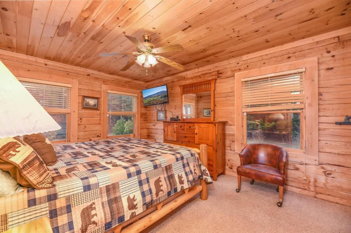 Gorgeous View. Hot Tub. Privacy. Fireplace. Pool & Fishing Access! Сев'єрвілл Екстер'єр фото